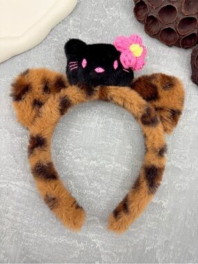 Sassy Kitty Leopard Headband